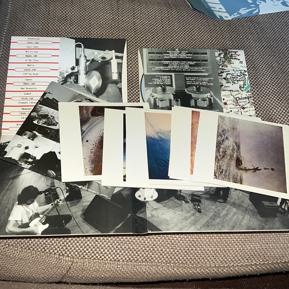 Pearl Jam promo tee (+ CD) - Picture 15 of 16